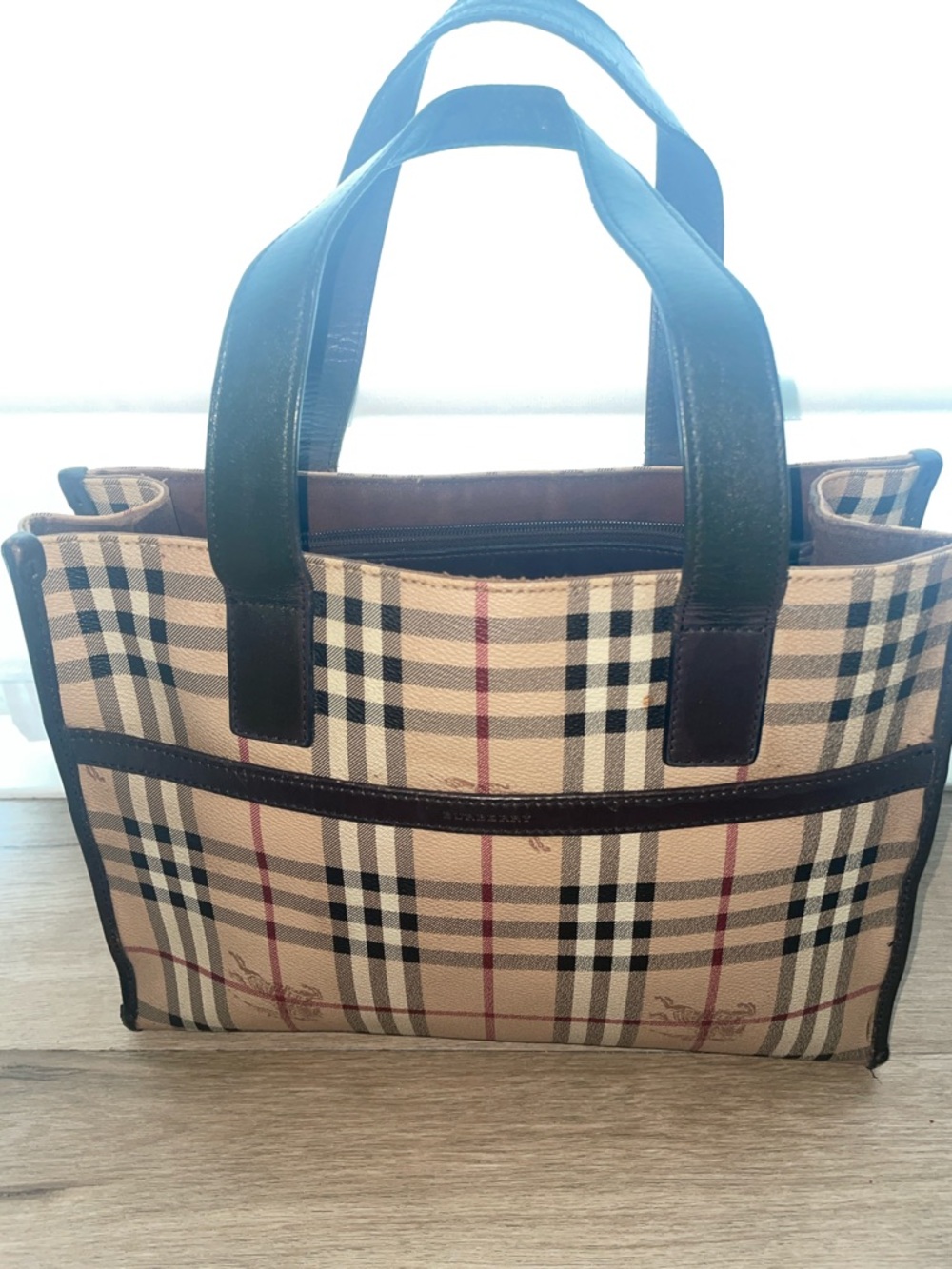 Burberry Beige Black Red Classic Check Tote - Picture 4 of 8